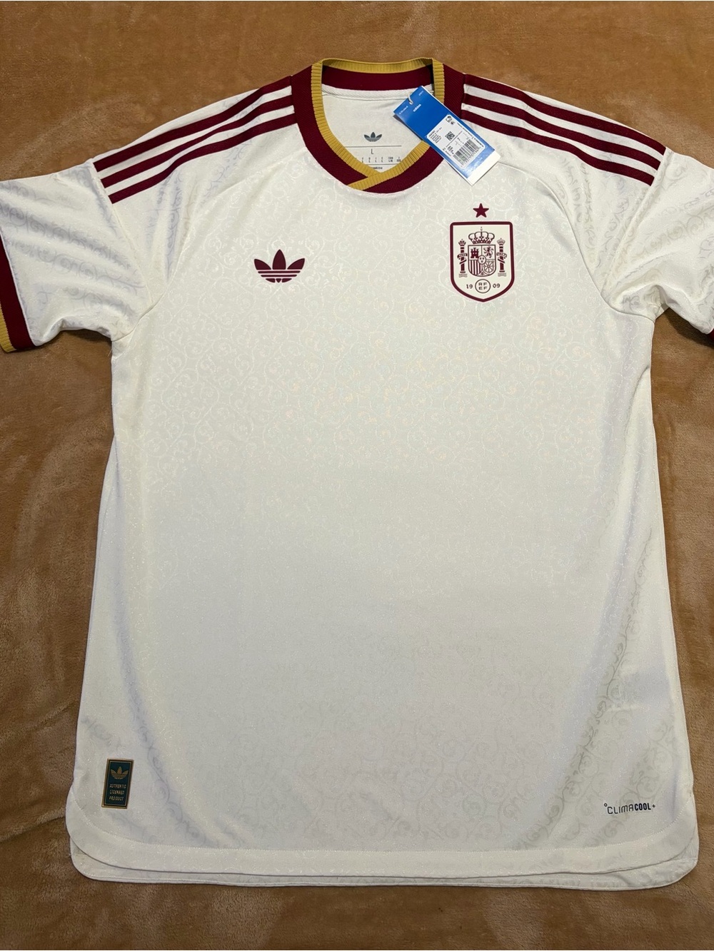 Spain 2026 Away Authentic Adidas Jersey - Picture 1 of 12